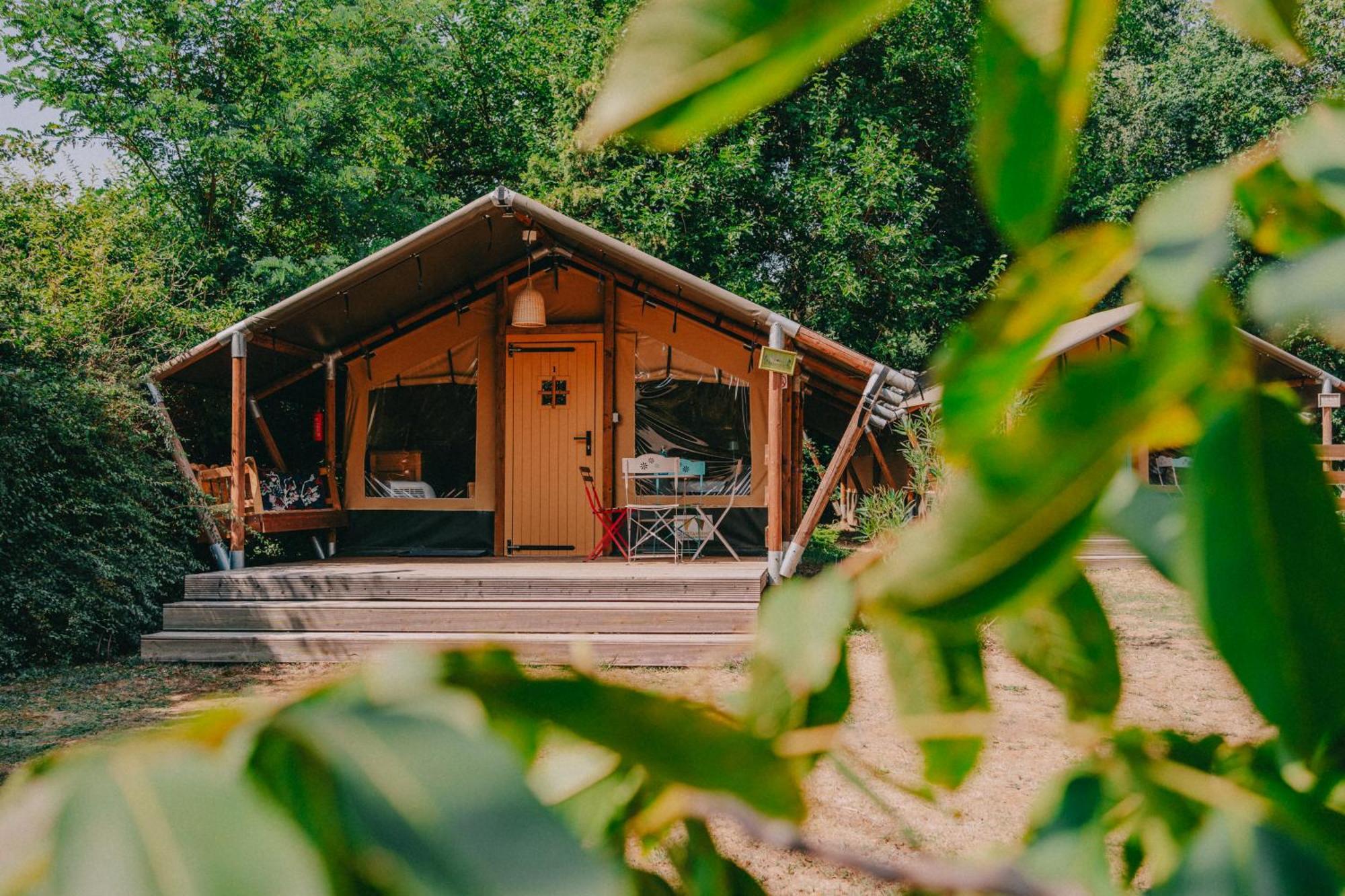 Rendes Glamping Hotel Balatonrendes Exterior photo